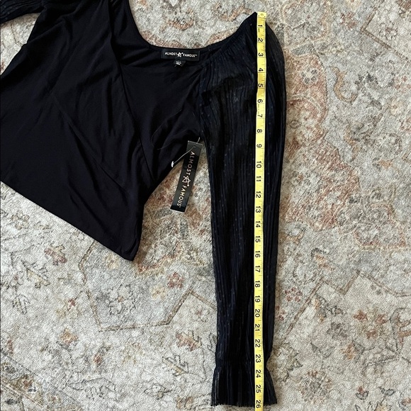 Almost Famous Black Sheer Lace Sleeve Blouse NWT - Picture 9 of 10